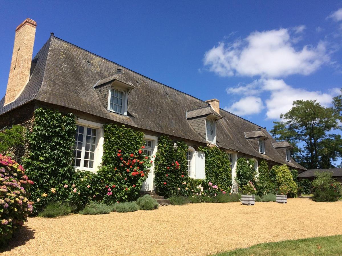 Bed and Breakfast La Mouliniere, Jolie Longere Du Xviie La Jaille-Yvon Exterior foto