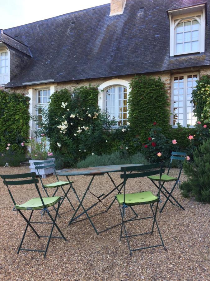 Bed and Breakfast La Mouliniere, Jolie Longere Du Xviie La Jaille-Yvon Exterior foto