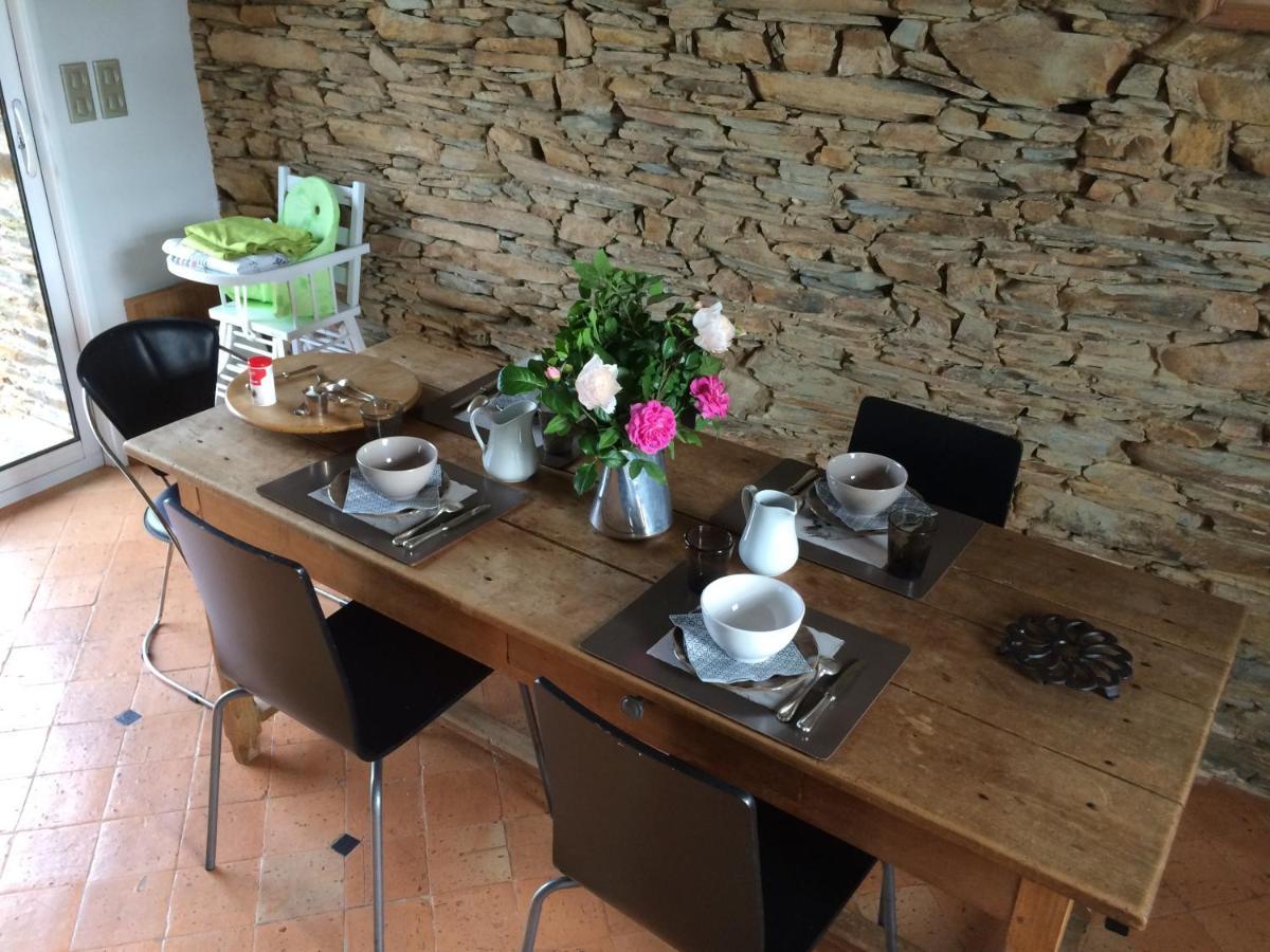 Bed and Breakfast La Mouliniere, Jolie Longere Du Xviie La Jaille-Yvon Exterior foto